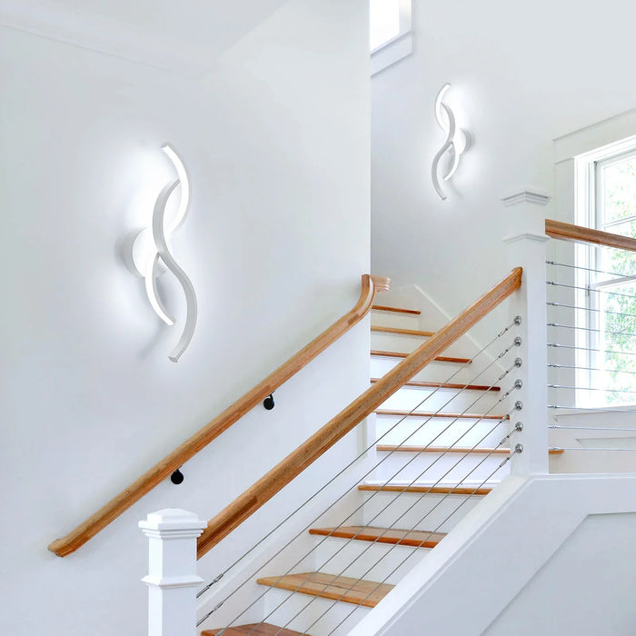 Applique murale LED blanche GALERIE en situation dans un couloir