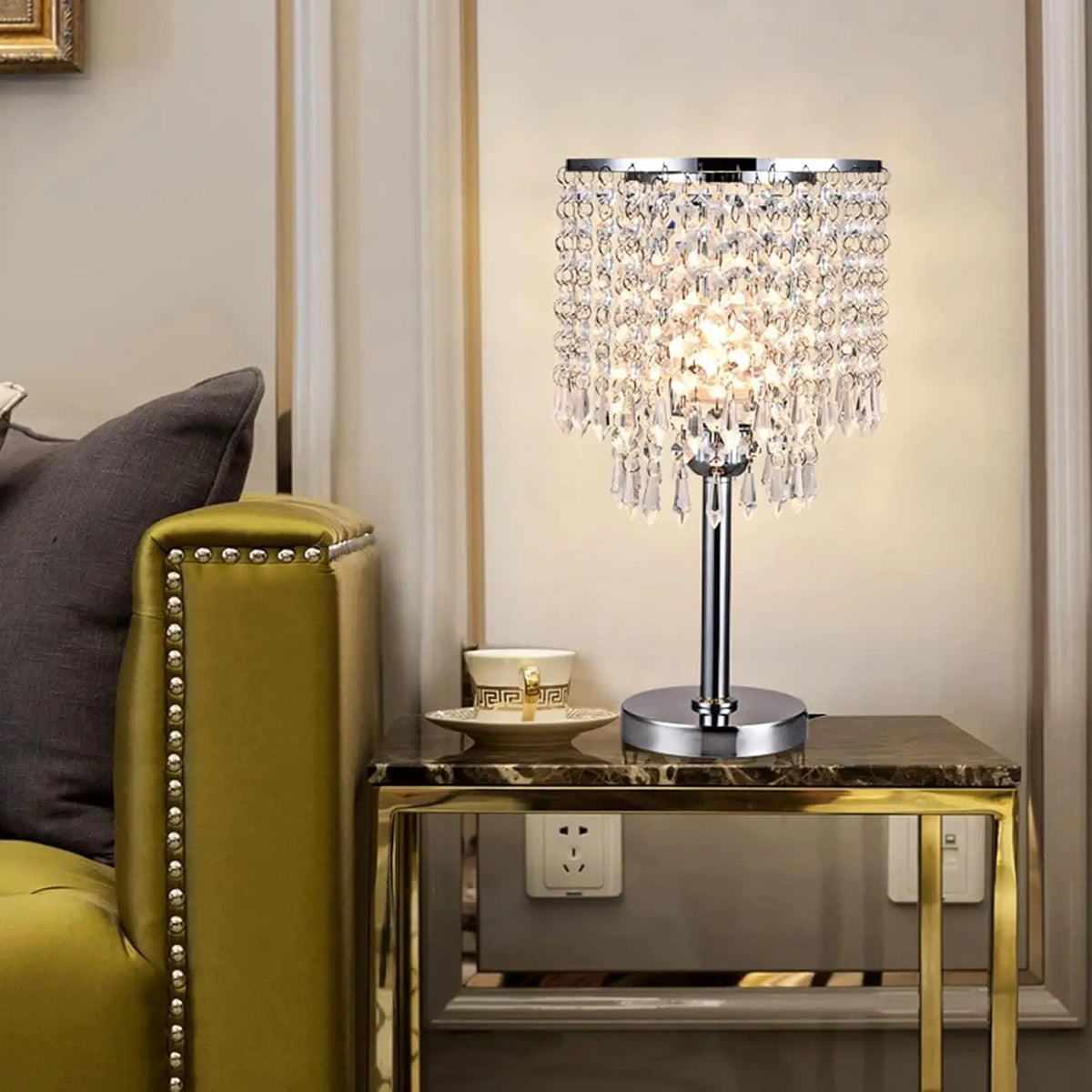 Lampe de chevet en verre cristal PERLE, autre vue en situation