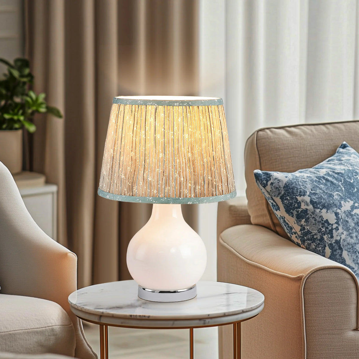 Lampe à Poser Verre et Abat-Jour Fleuri Vert — FLORE
